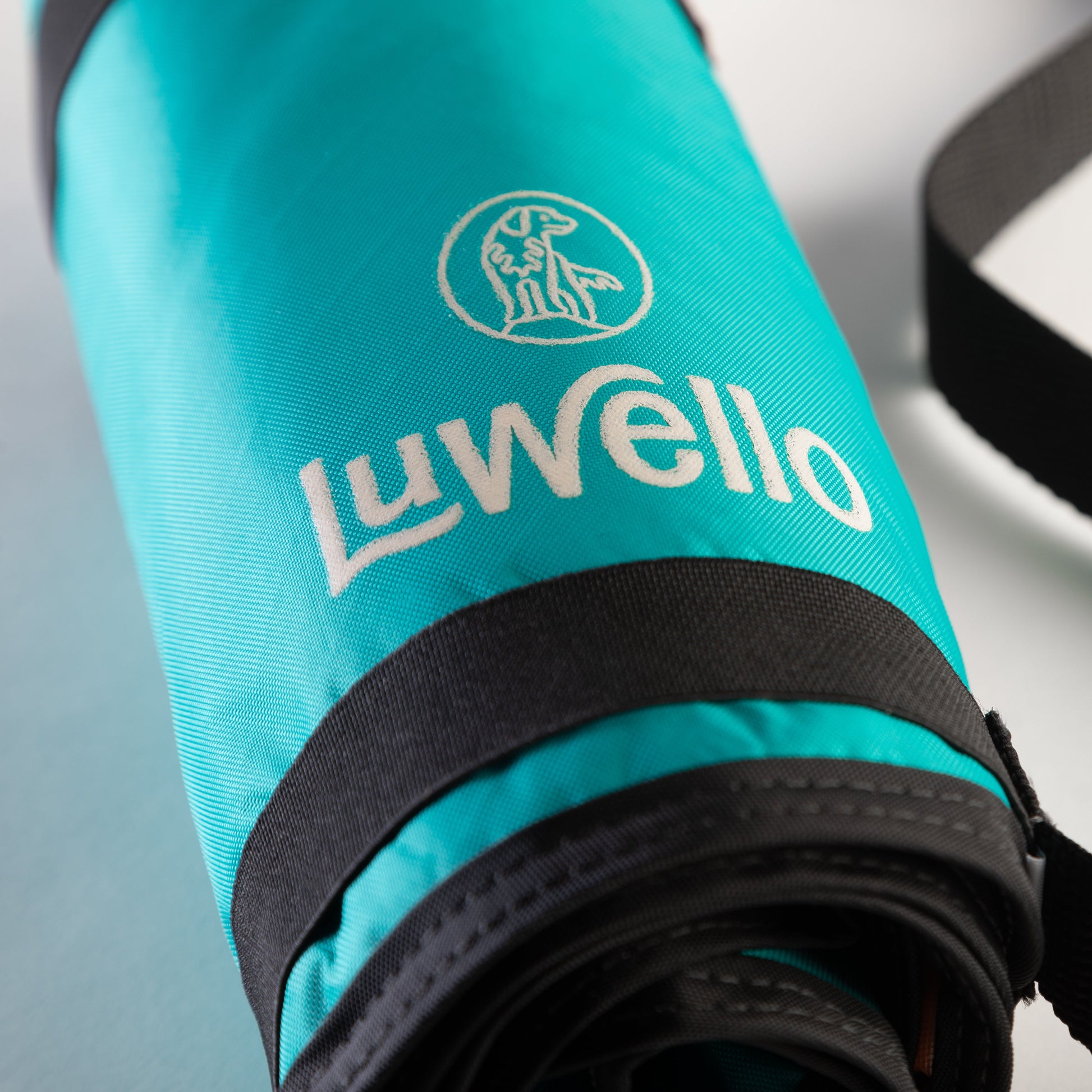 Luwello Roll Up Travel Dog Bed