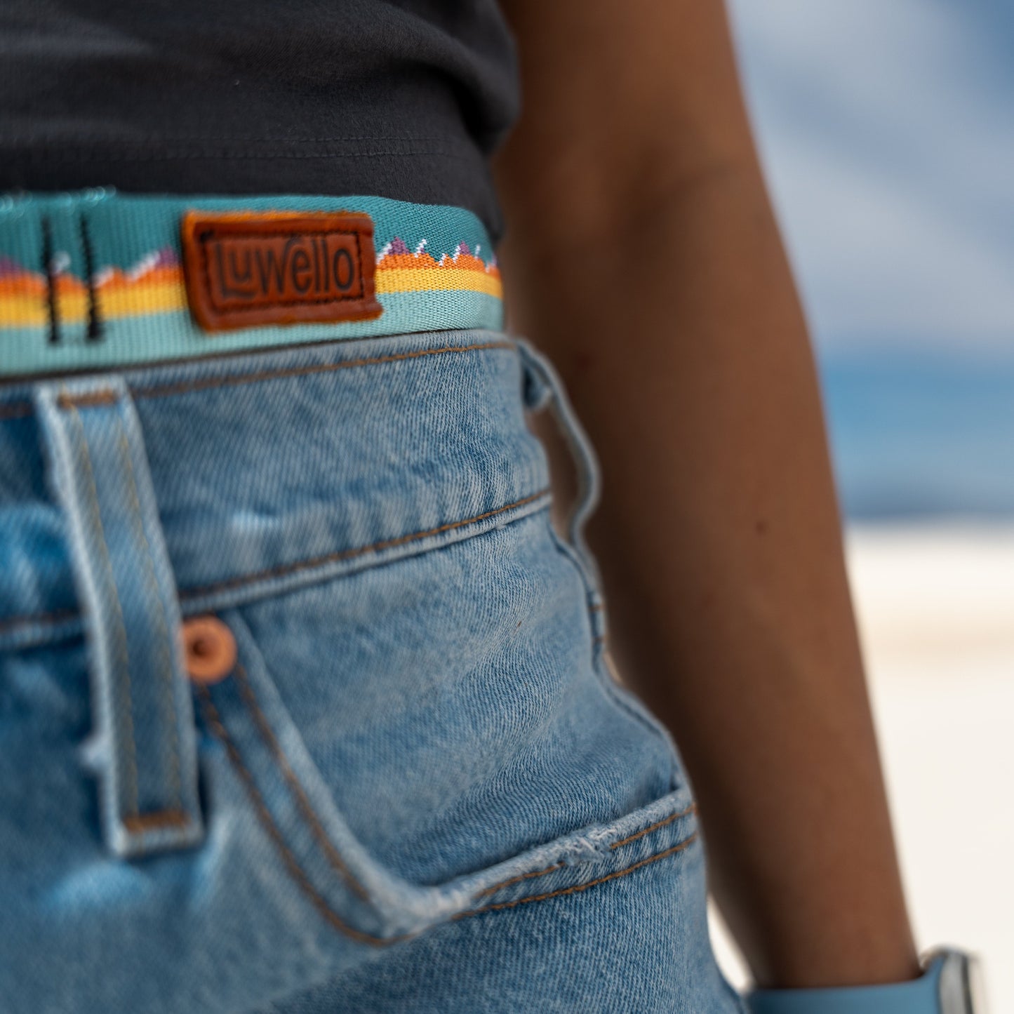 Up close shot of Luwello's waist leash 