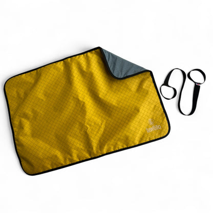 Compact dog mat with carrying strap - Luwello ECOPAK travel gear